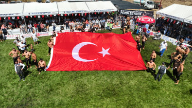28. Kula Yağlı Pehlivan Güreşleri Başpehlivanı Feyzullah Aktürk Oldu