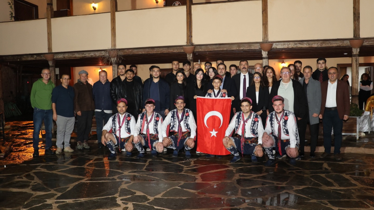 Kula’da Gençlerle Kültürel Farkındalık ve Yaren Gecesi Buluşması