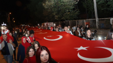 Yüzlerce Kulalı, 100. Yılı Zeybek Oynayarak Kutladı