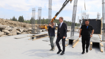 Kula’da 60 Milyon TL’lik spor tesisi ve kapsamlı üstyapı çalışmaları sürüyor