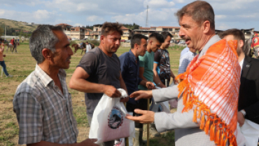 Bayramda Ciritler Dostluğa Atıldı