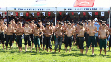 28. Kula Yağlı Pehlivan Güreşleri Başpehlivanı Feyzullah Aktürk Oldu