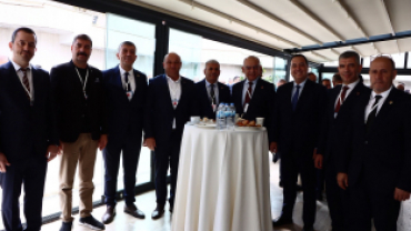 Başkan Dönmez, Türkiye Belediyeler Birliği Meclis Toplantısına Katıldı