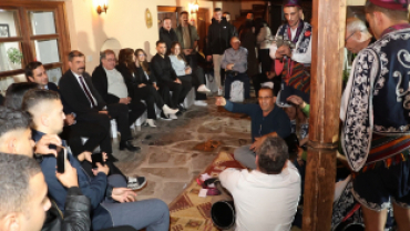Kula’da Gençlerle Kültürel Farkındalık ve Yaren Gecesi Buluşması