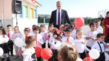 İbrahim Kasapoğlu Gündüz Bakımevi’nde ilk Cumhuriyet Bayramı coşkusu