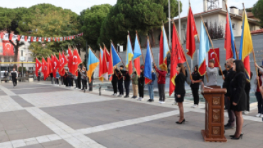 87 yıl geçti, özlemin aynı: Kula’da Atamızı saygıyla anıyoruz